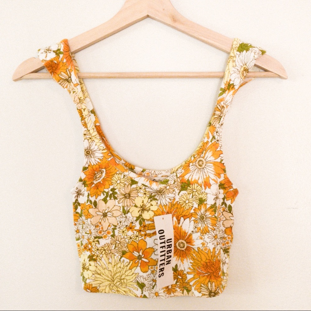 Urban Outfitters  Jewel Ruffle Cropped Tank Top Size Small - Picture 8 of 8